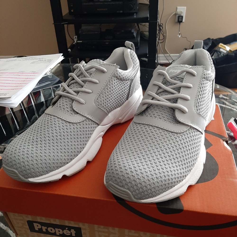 Ladies shoes